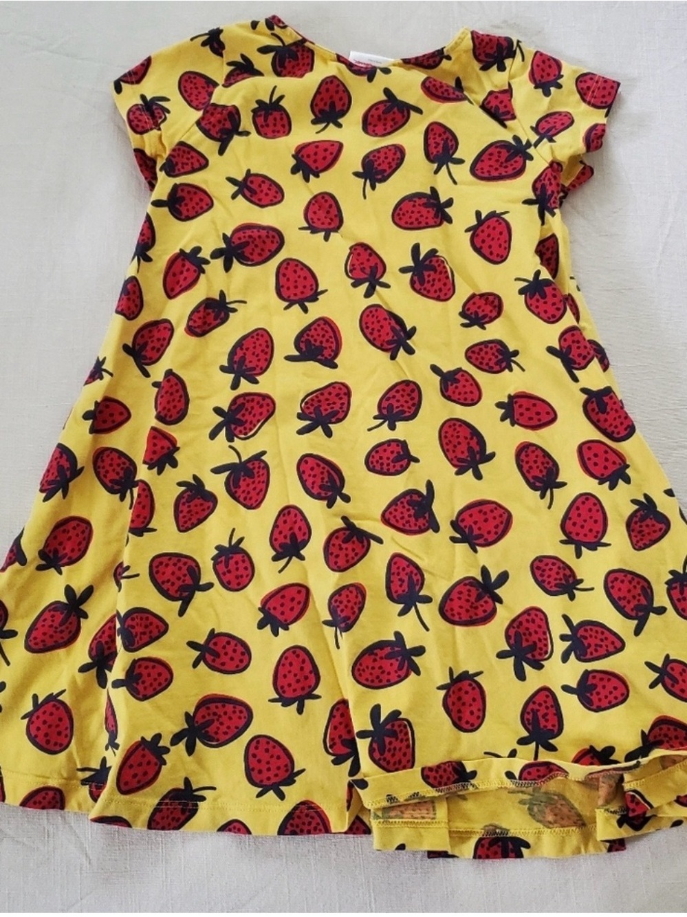 Hanna Andersson play all day Yellow Dress with Red Strawberry Print 0274 - Picture 2 of 5